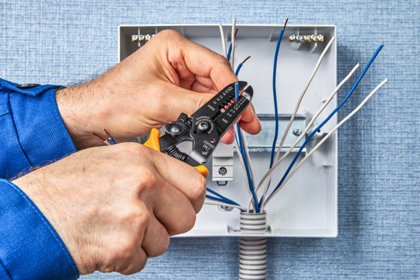 Best Industrial Electrical Services  in South Beach, FL